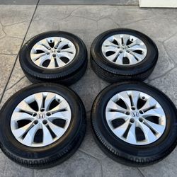 17” Honda Wheels W/ New Michelin Tires 