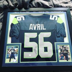 Cliff Avril Signed and Framed Jersey