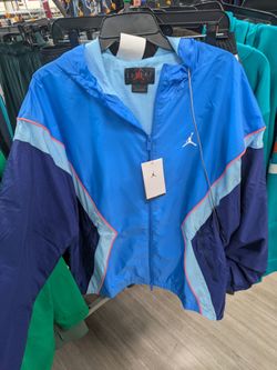 Jordan wind breaker large