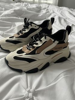 Steve Madden sneakers 