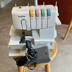 Brother 1034D  Serger with Differential Feed  /w Pedal