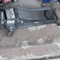Pittsburgh Floor Jack 3.0 Ton Grey 