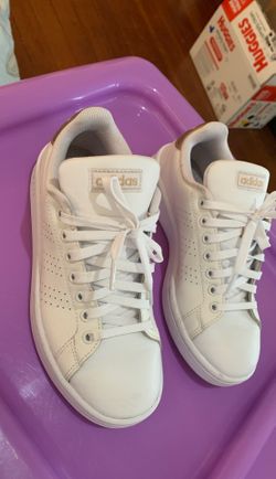 Adidas Authentic white/gold ... Women size: 5 1/2