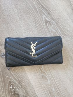 Black quilted wallet