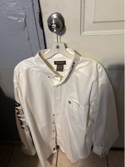 For sale Ariat and wrangler  shirts like new size xL
