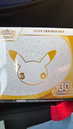 Pokemon TCG- 30th Celebration Elite Trainer Box E.T.B