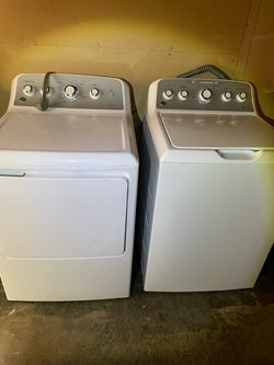 GE Washer and Dryer Set