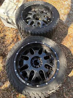 265/50/22 Ballistic rims and tires