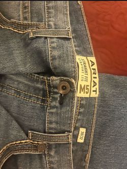 Ariat jeans size 38