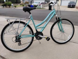 Schwinn clearceek Bicycle
