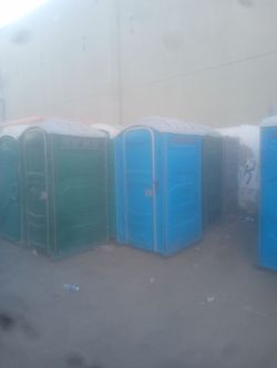 Portable restroom