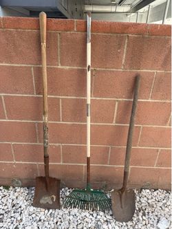 Garden tools shovels & Lawn rake w steel head