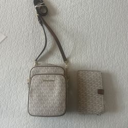 Michael Kors Jet Set Travel Crossbody With Wallet