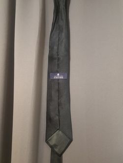 Mens necktie