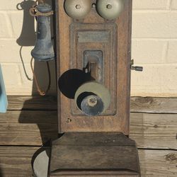 Antique farmhouse telephone