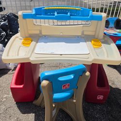 Toddler Work Desk