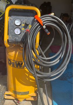 DEWALT 15 Gallon Air Compressor with Hose