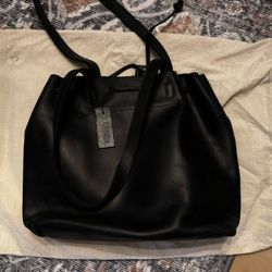 Parker Clay Emma Bucket Tote