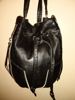 THE SAK BUTTER SOFT GENUINE LEATHER BUCKET STYLE SHOULDER BAG