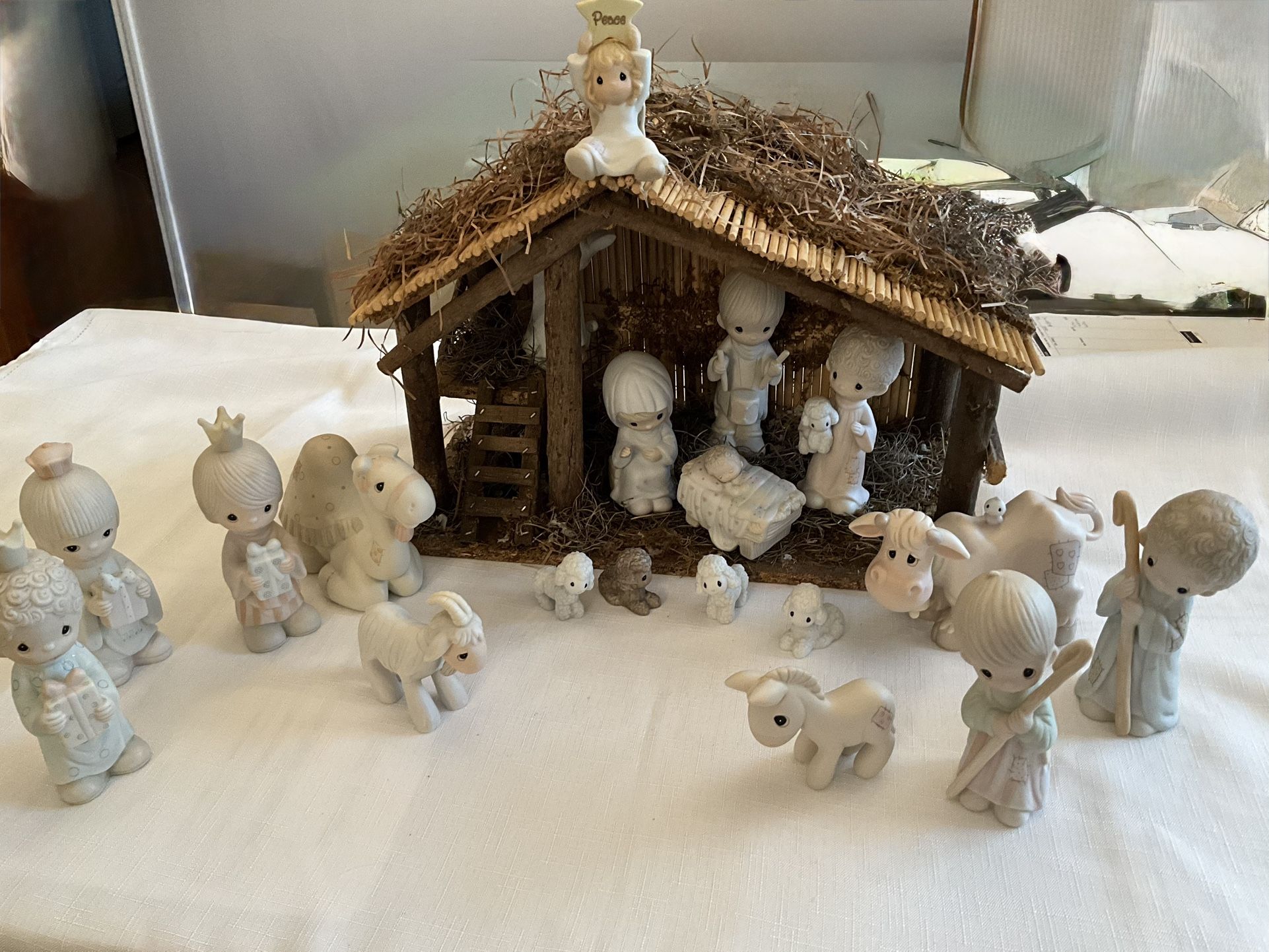 VINTAGE- 1(contact info removed)-Precious Moments Nativity Set-5”-20 pieces-LIKE NEW
