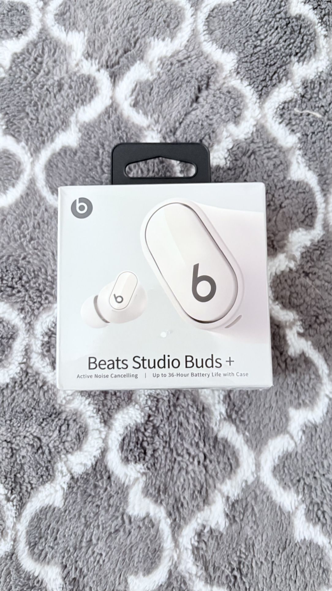 Beats Studio Buds 