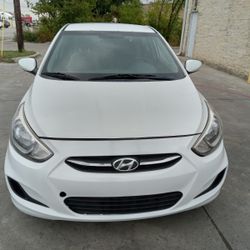 2016 Hyundai Accent