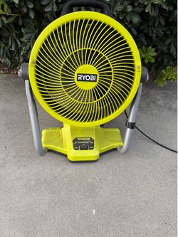 Ryobi 12 in. Misting Air Fan