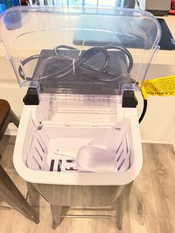 Ice maker