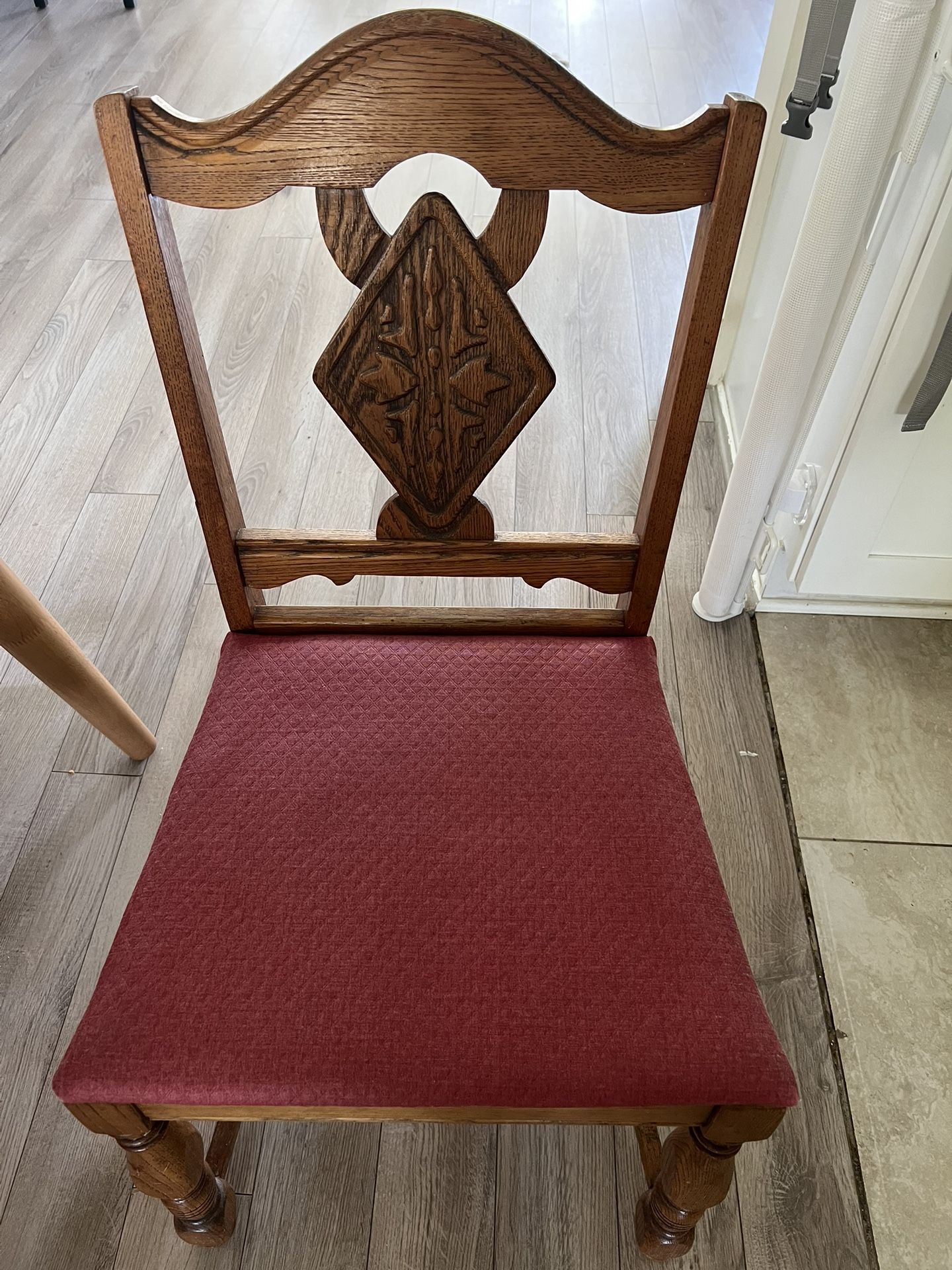 Antique Oak Dining Chairs (4)