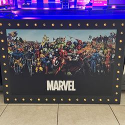 40x 28 Marvel Universe Wood Wall Art! Xmen/Fantastic 4/ Avengers & More! Rare!  Lights Up