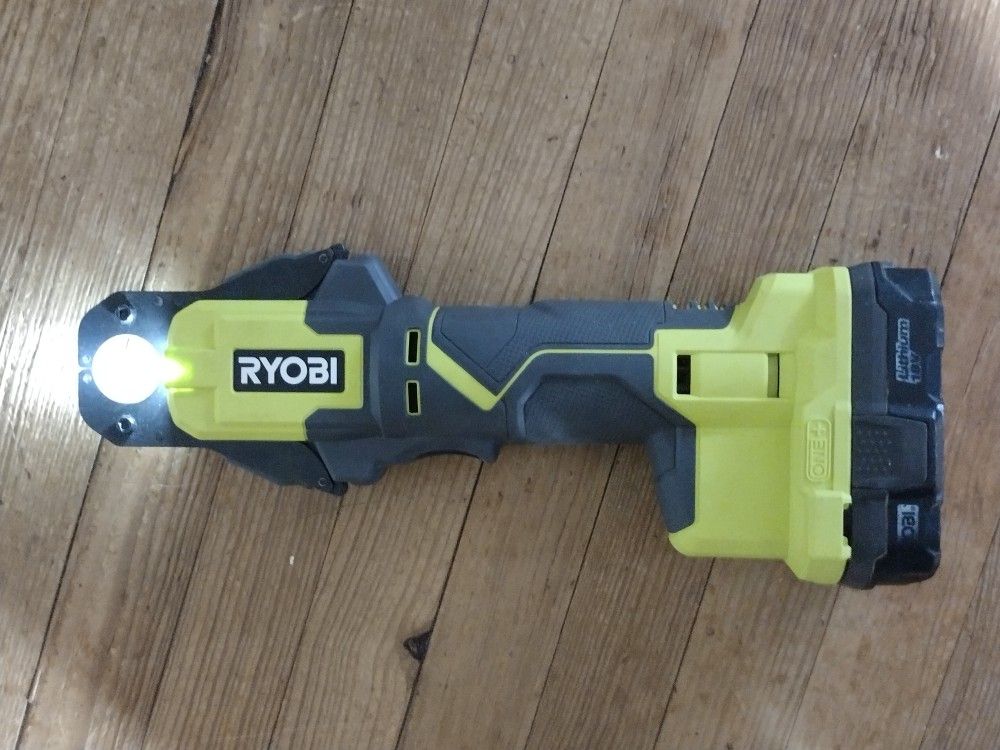 New Ryobi One+ 18v Cordless PEX Crimp Ring Press Tool & 18v Battery w/ Accessories