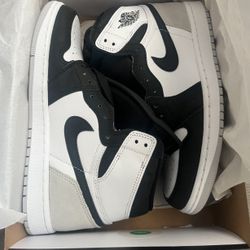 ✨ New Jordan 1 Retro “Bleached coral” 