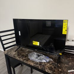 FLAT SCREEN TV