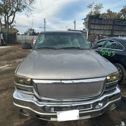 2003 GMC Sierra 1500 For Parts Only 