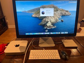 Mac0S Catalina 10.15.7 desktop computer