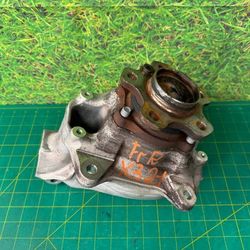 18-24 BMW X3 G01 Front Right Spindle Knuckle Hub OEM