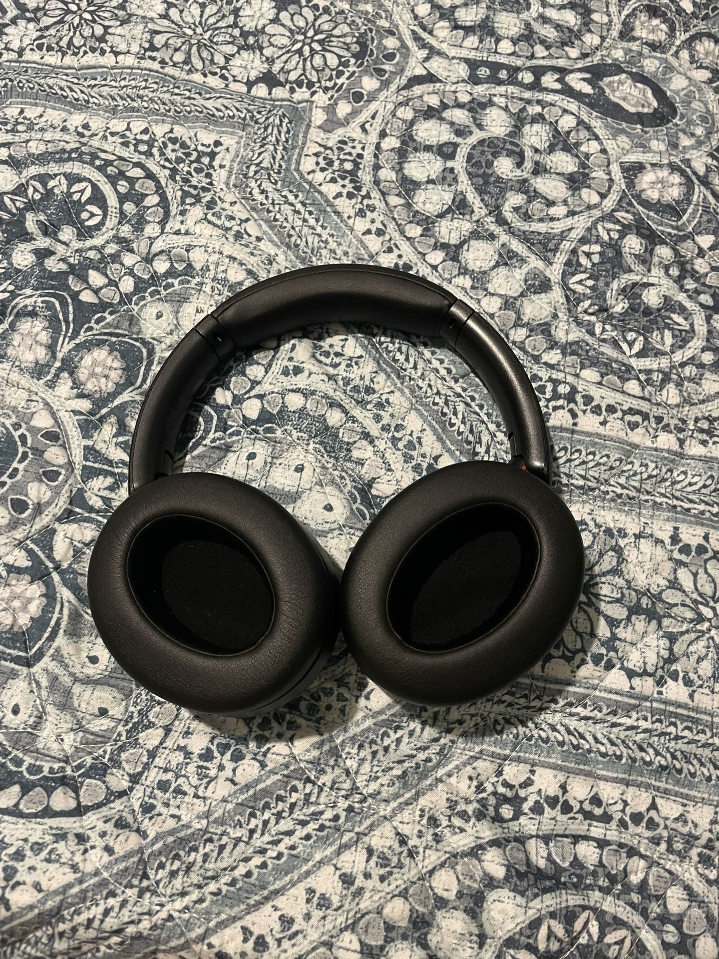 Sony WH-XB910N Wireless Noise-Canceling Headphones