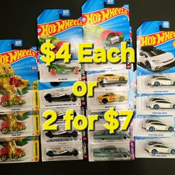 HOT WHEELS  HOT WHEELS  HOT WHEELS 