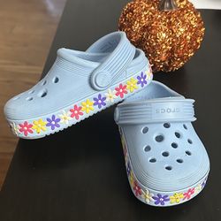 Crocs 6 Girl 