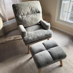 Reclining Accent Chair w/Ottoman