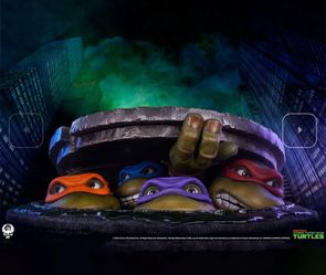 TEENAGE MUTANT NINJA TURTLES TMNT PCS Collectibles Underground Platinum