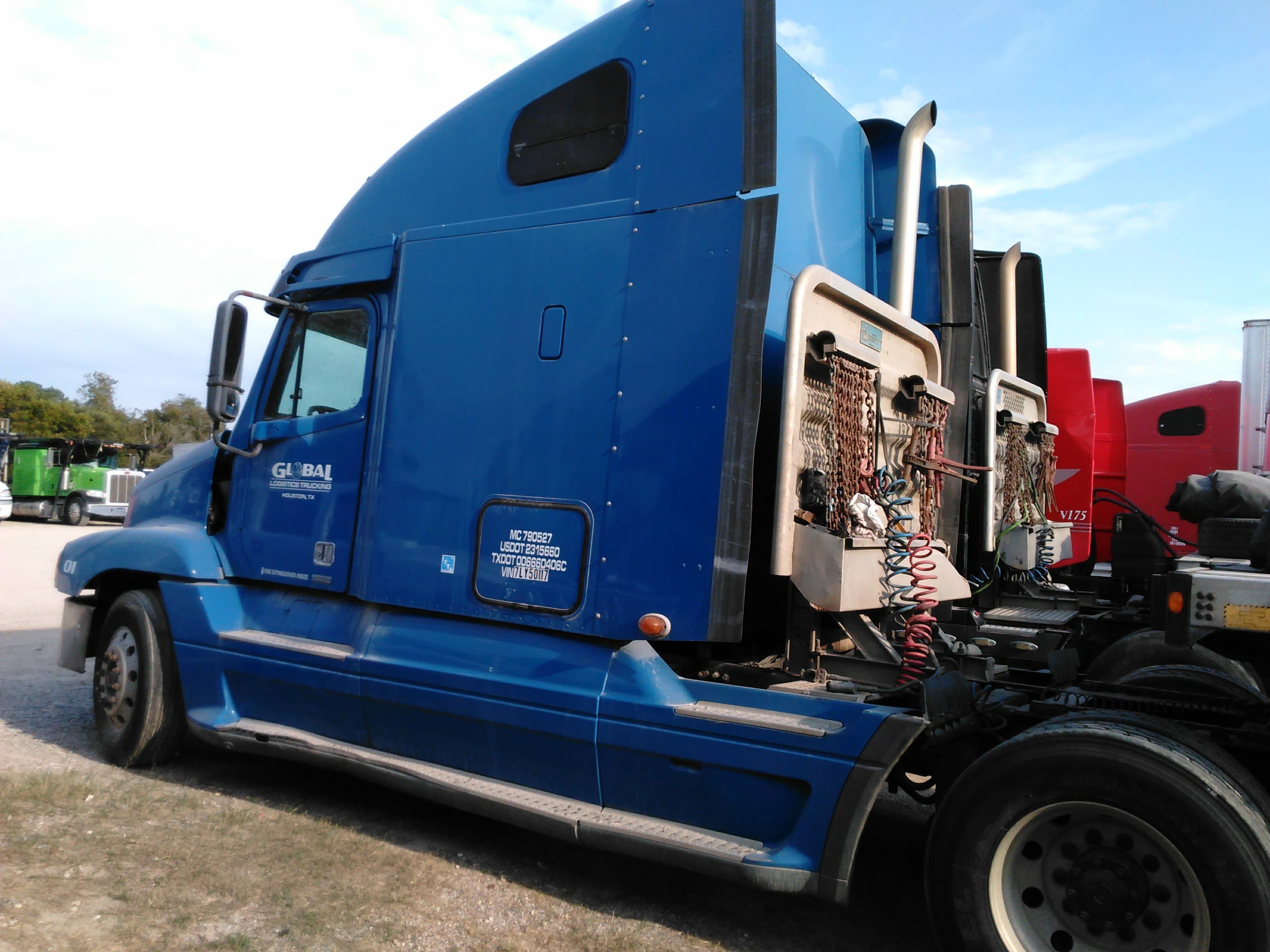 Freightliner 2007 18 wheeler for Sale in Houston, TX OfferUp