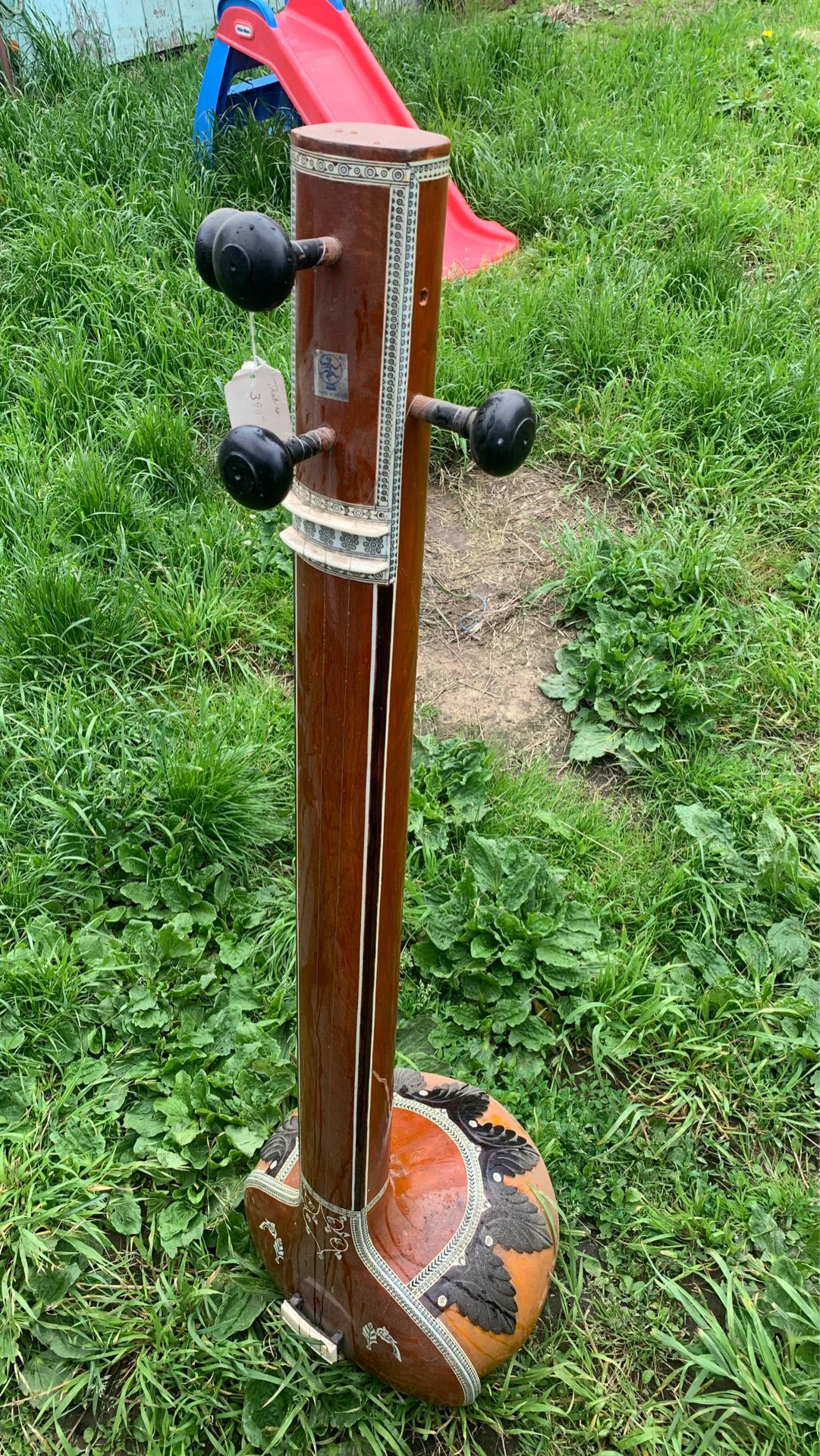 Tambura from India Handmade Excellent condition with case like a Sitar for Sale in WA