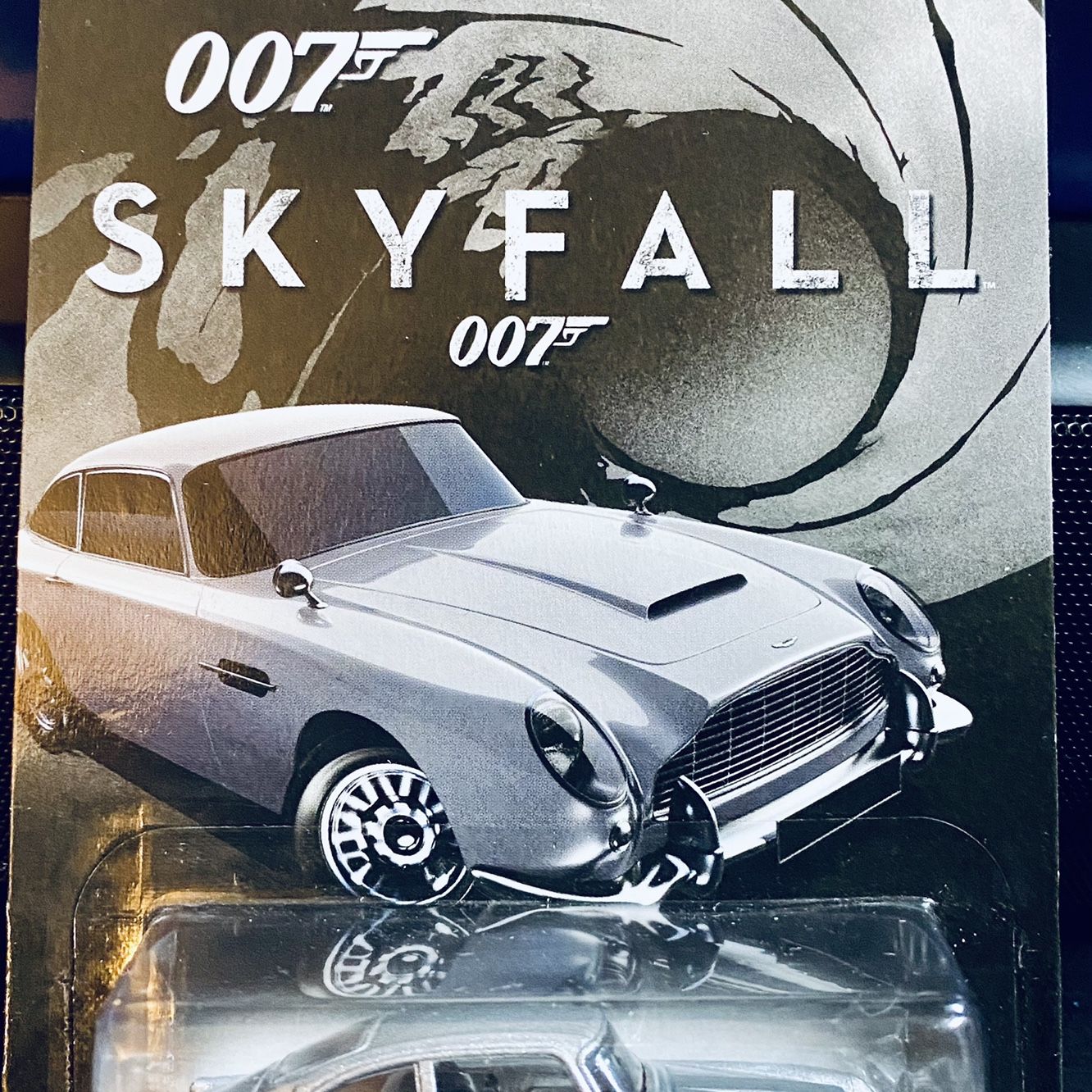 Hot Wheels 007 '63 Aston Martin DB5 From The Movie “Skyfall” New