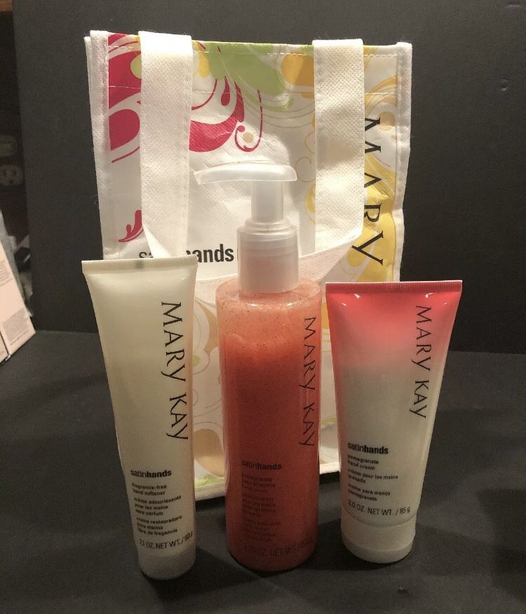 Mary Kay satin hands set. Full size and new. Pomegranate