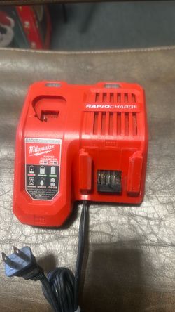 Milwaukee rápid Charger