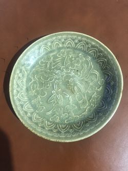 Chinese Antique A Yaozhou type celadon-glazed 'flower' bowl, Northern