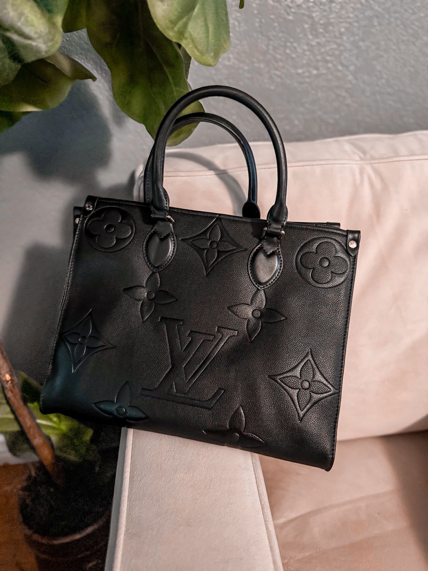 Black Chic Handbag