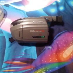 Panasonic PV-L680D VHS-C Camcorder