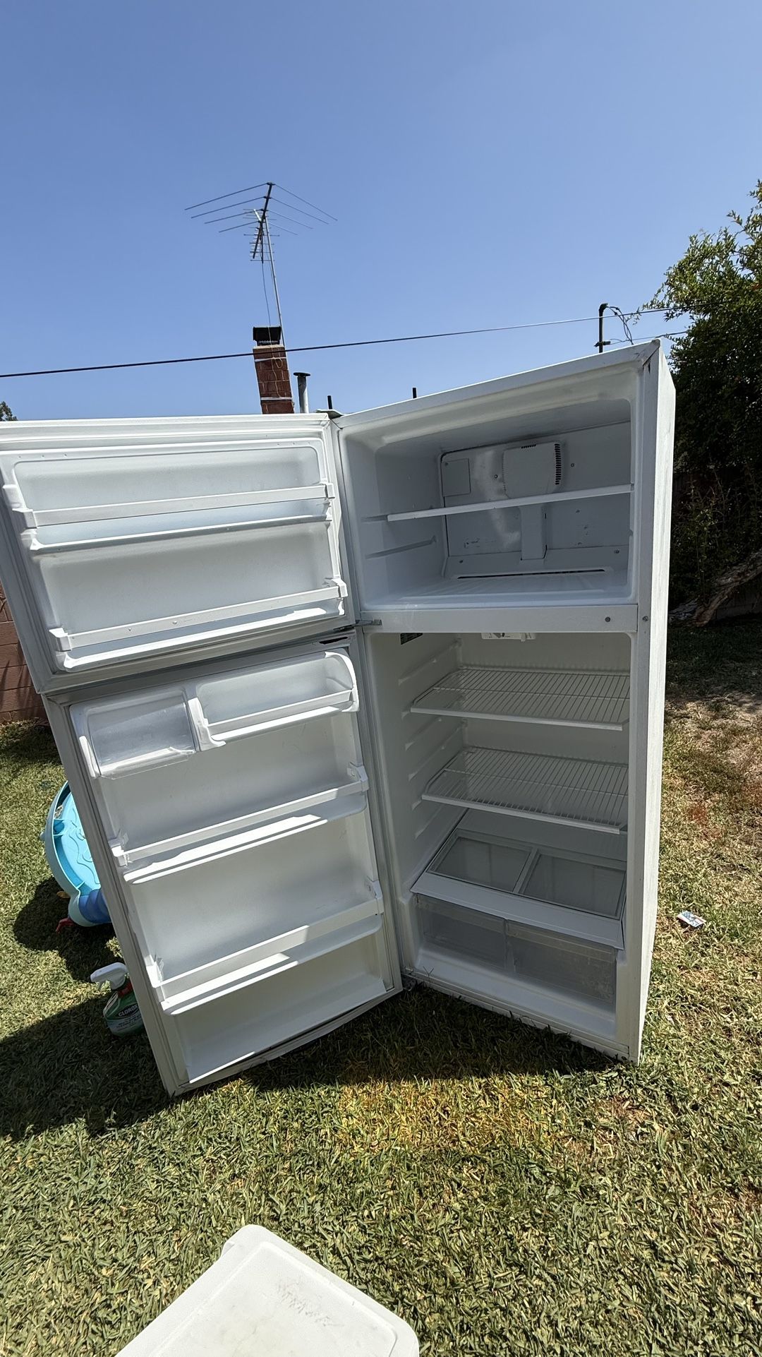 Refrigerator